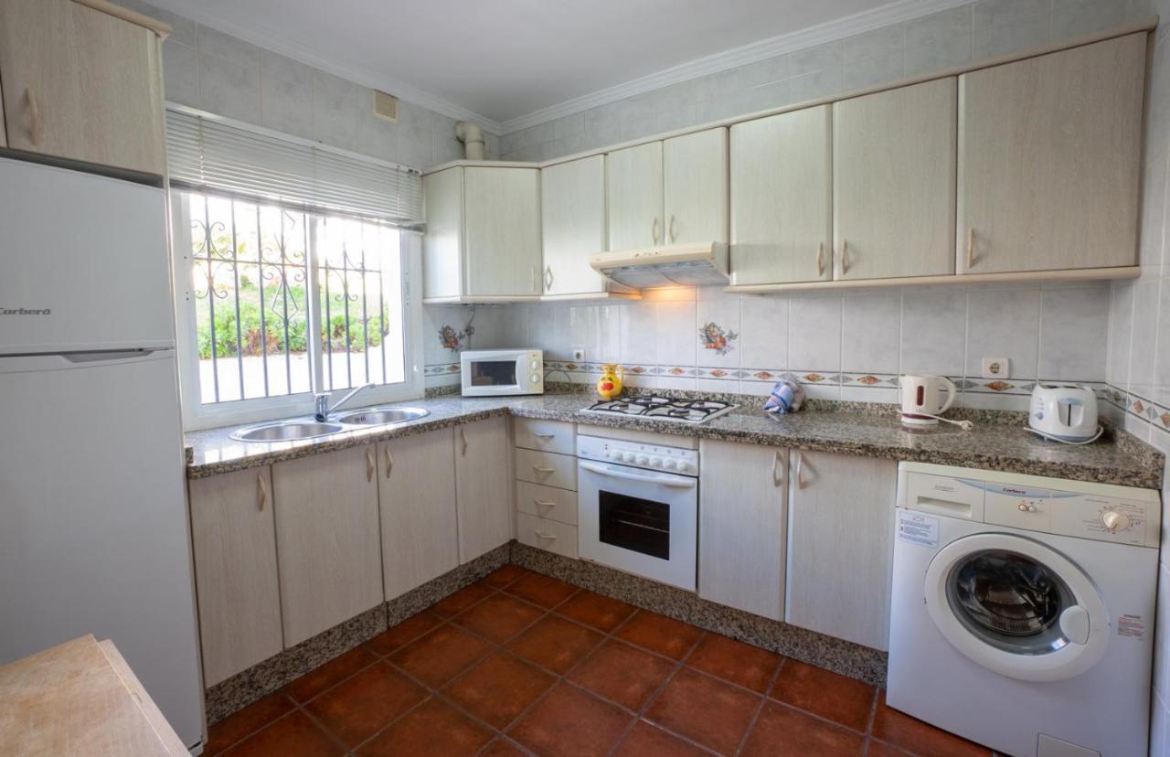 Hacienda 19 Menyber Apartman Nerja Kültér fotó