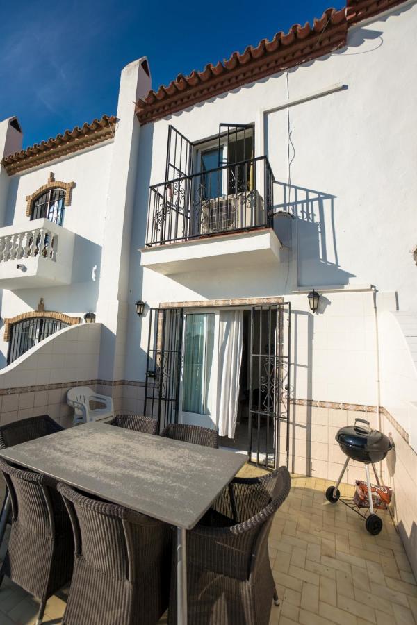 Hacienda 19 Menyber Apartman Nerja Kültér fotó